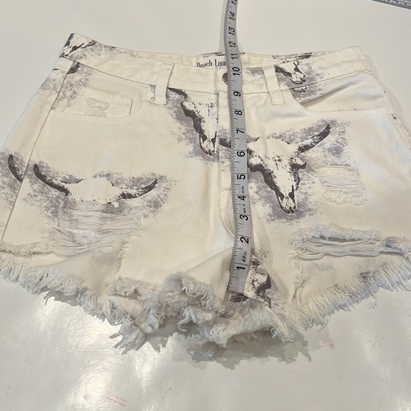Peach Love California High Rise Shorts Size S - Picture 6 of 16
